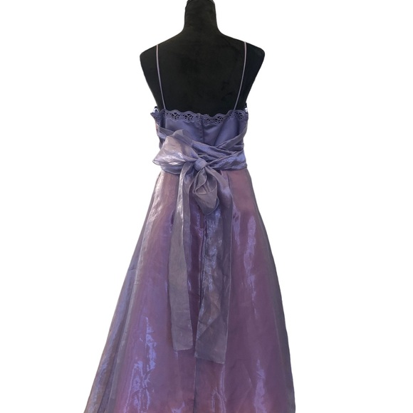 Purple Taffeta Mixed Media Formal Gown size 11/12 - Picture 9 of 12